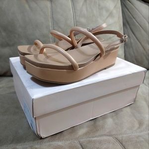 Chinese Laundry Skippy Sandal